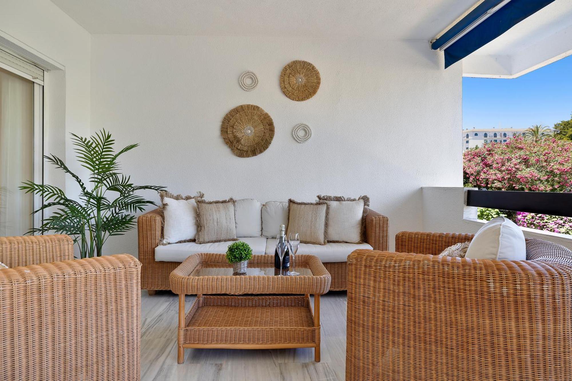 2 Bedroom Apartment In Medina Garden - Puerto Banus Marbella Exterior foto