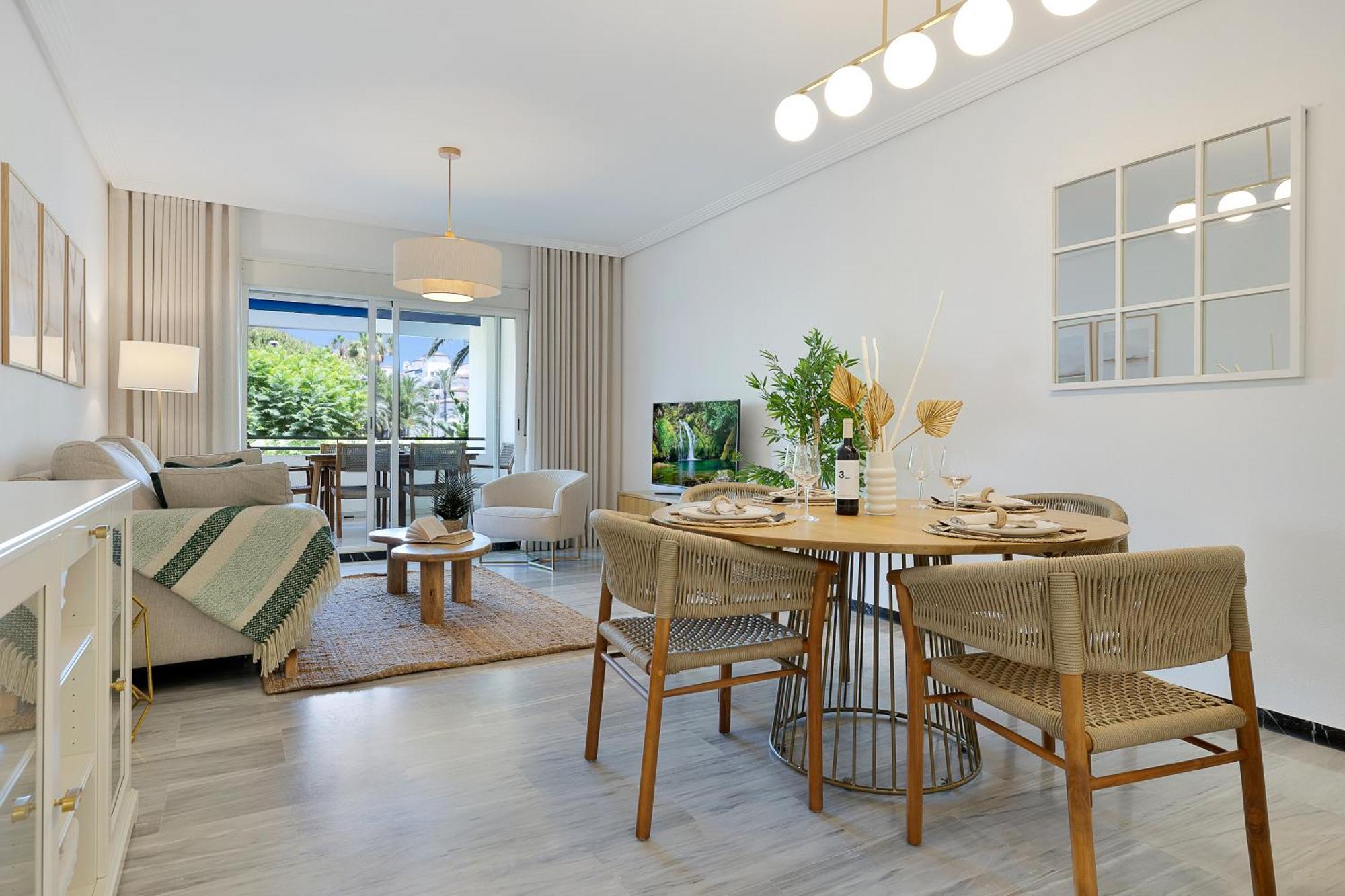 2 Bedroom Apartment In Medina Garden - Puerto Banus Marbella Exterior foto