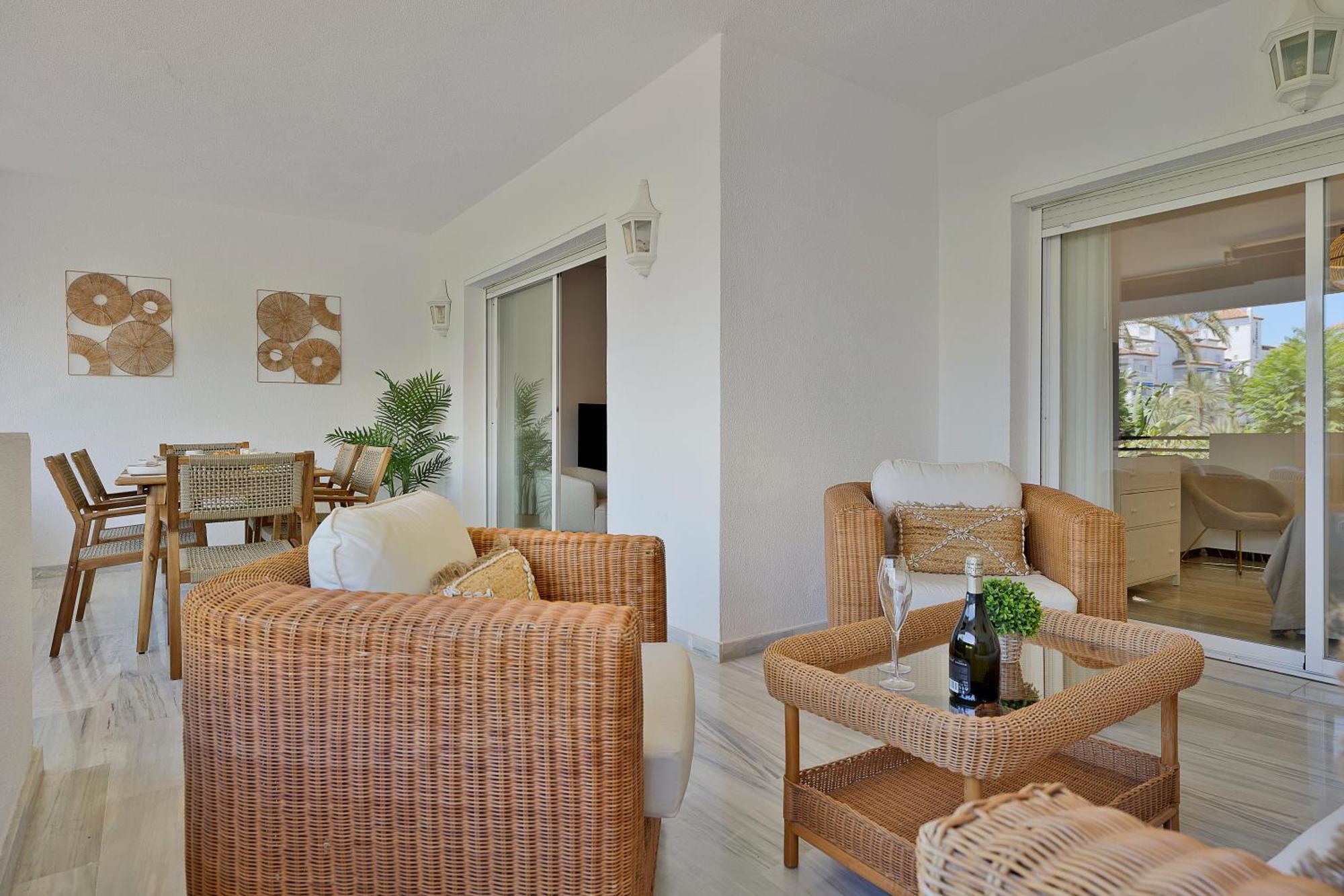 2 Bedroom Apartment In Medina Garden - Puerto Banus Marbella Exterior foto