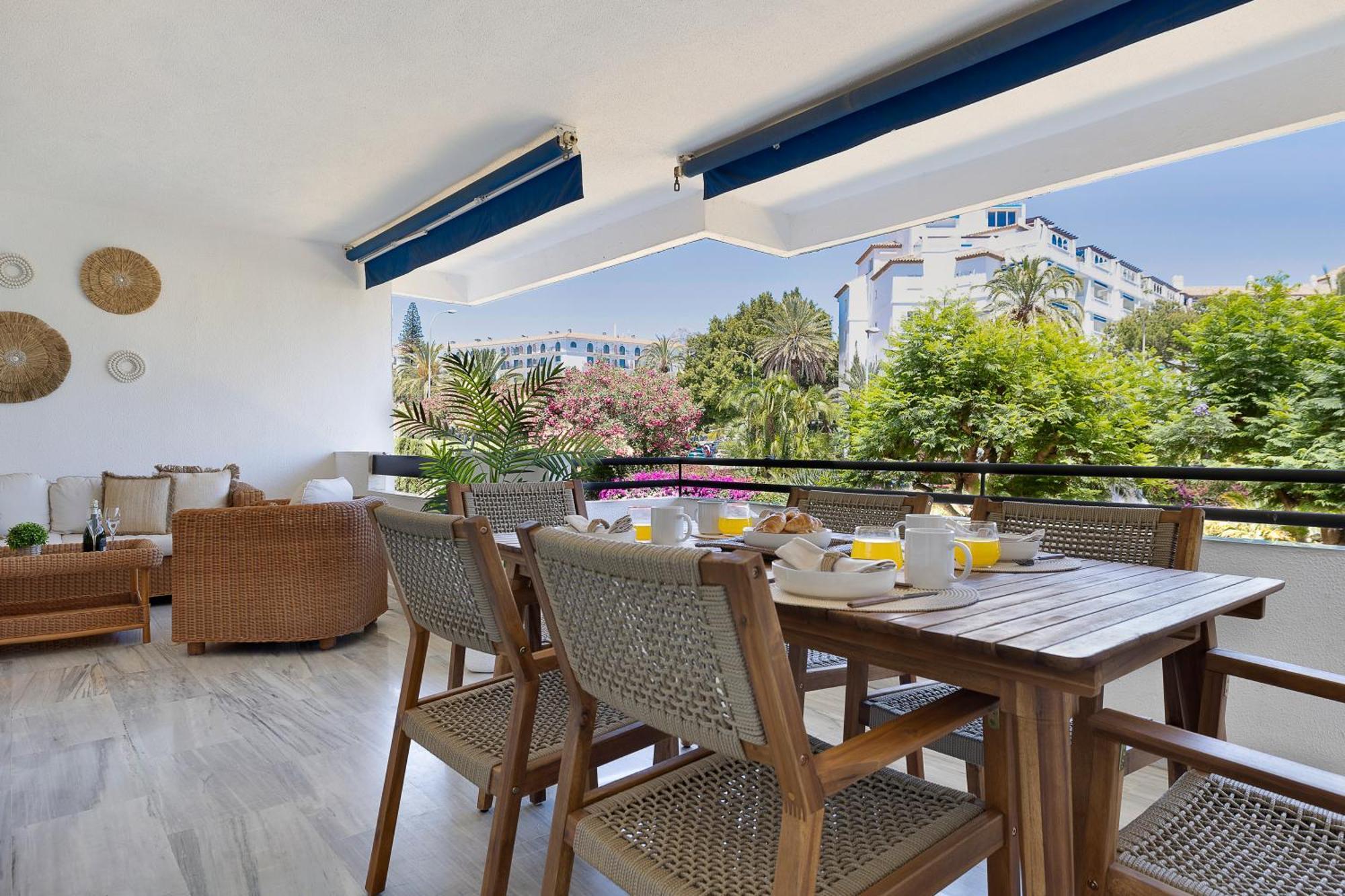 2 Bedroom Apartment In Medina Garden - Puerto Banus Marbella Exterior foto